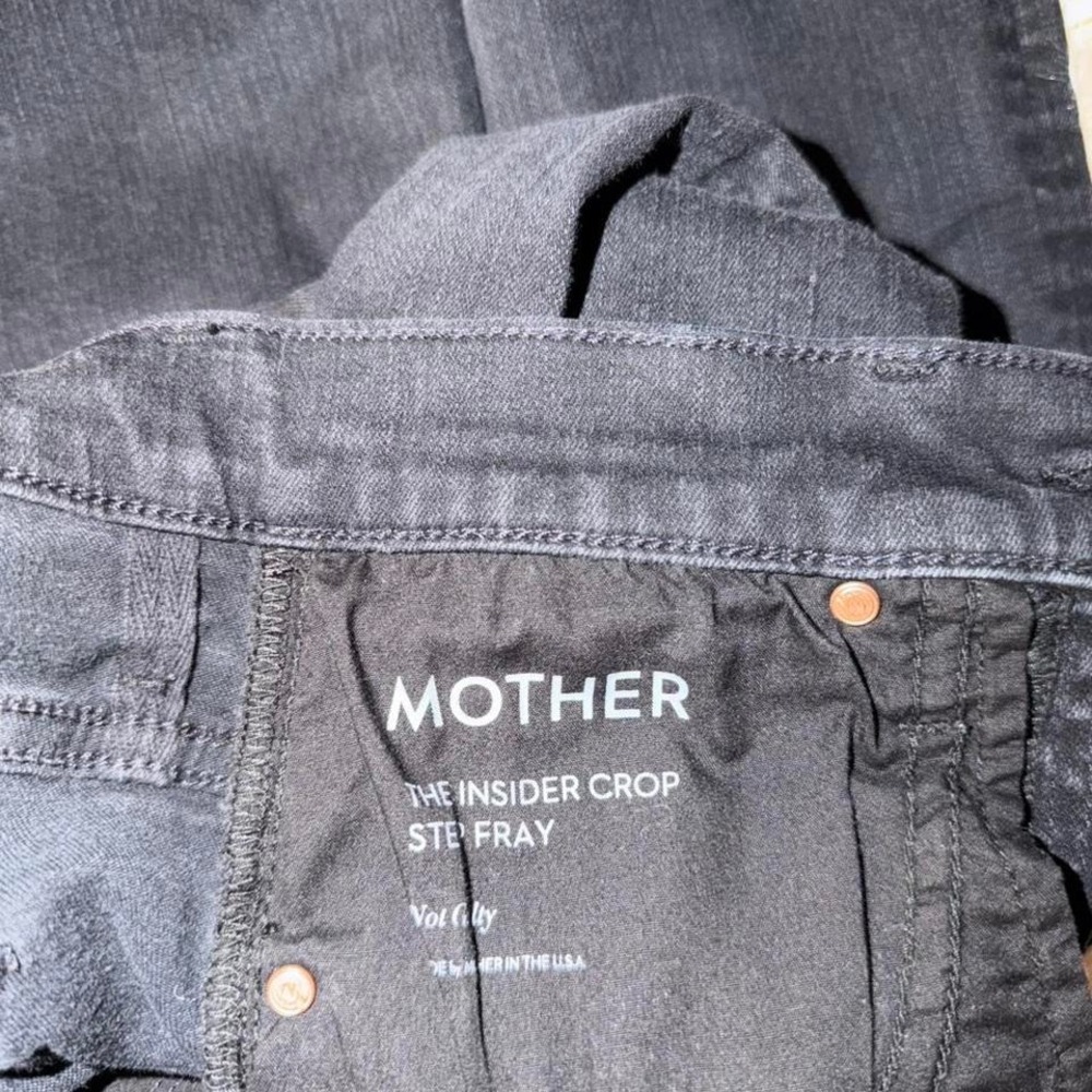 Mother The Insider Crop Step Fray Jeans Size 26 Retails $248! Inseam 26 inseam - Picture 7 of 7